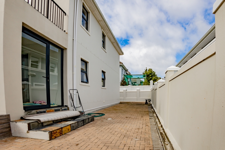 4 Bedroom Property for Sale in Zevenwacht Country Estate Western Cape